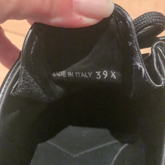 Prada new lace ups black leather - Picture 6 of 6